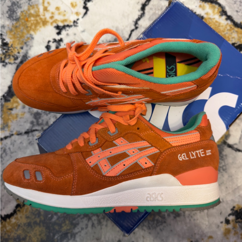 ASICS Gel Lyte iii Men’s Size 7.5/ Women’s 9  “Fresh Salmon” (2015)
